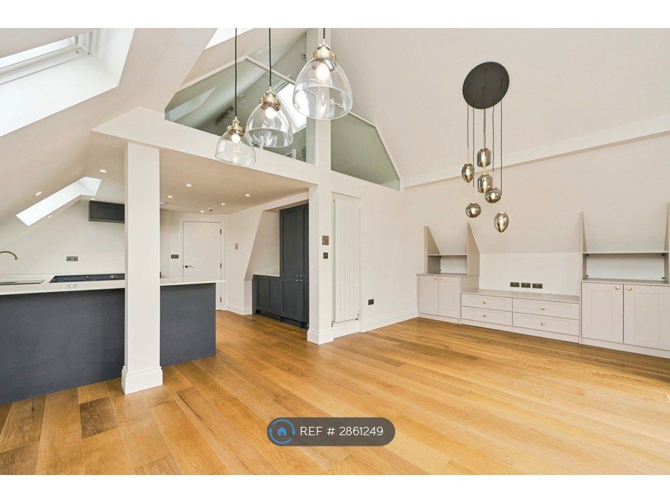 Property photo 1 of 20 Penthouse Flat