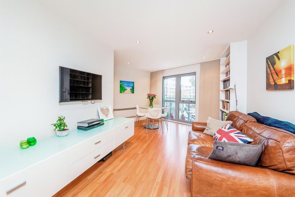 Property photo 1 of 11 d.Png