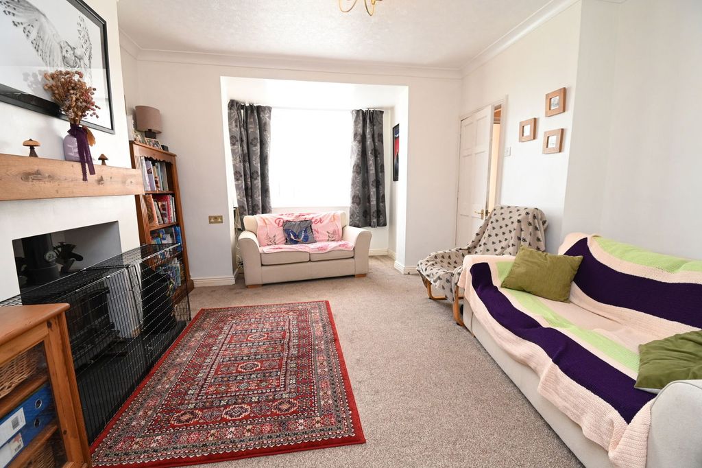 Property photo 3 of 22