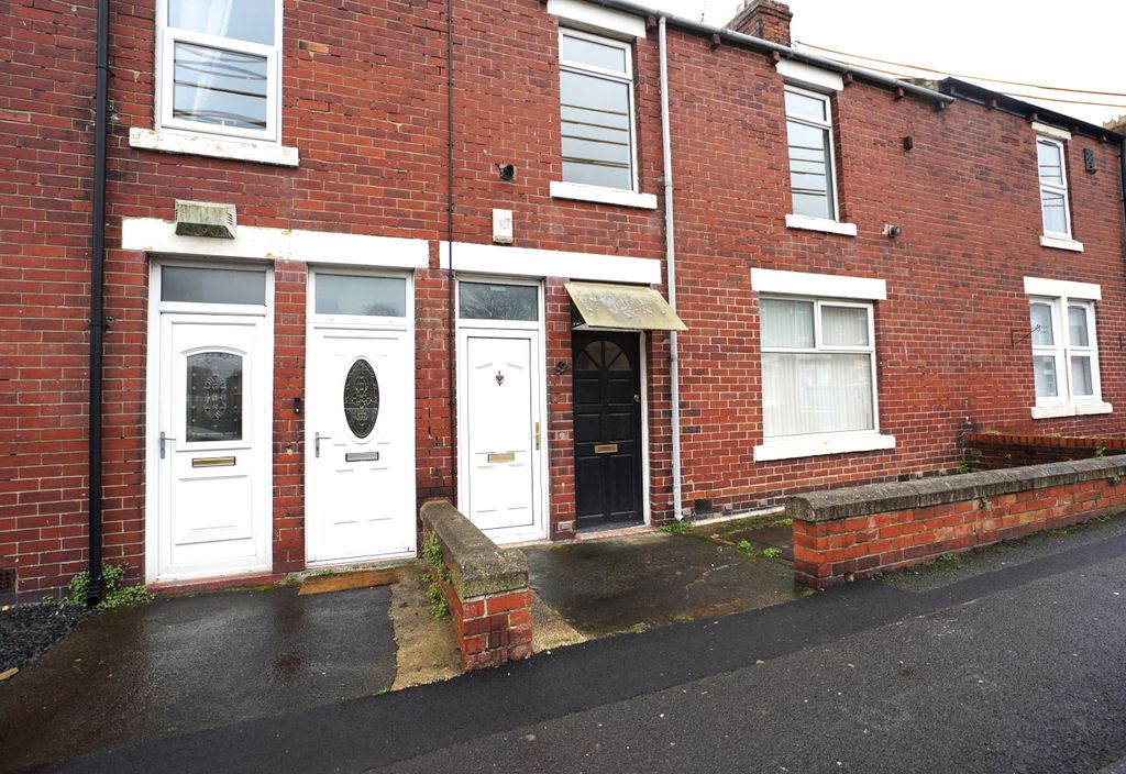 Property photo 1 of 10 External 2