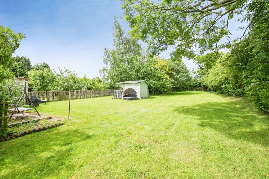 Property photo 3 of 22 8326E613-Mw26-104-2