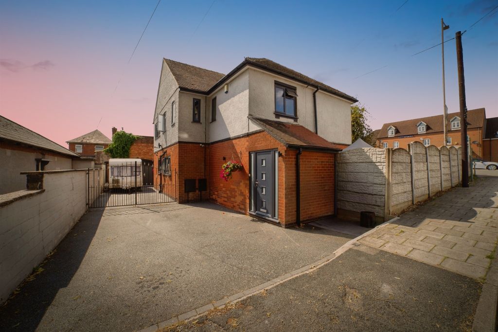 Property photo 1 of 23