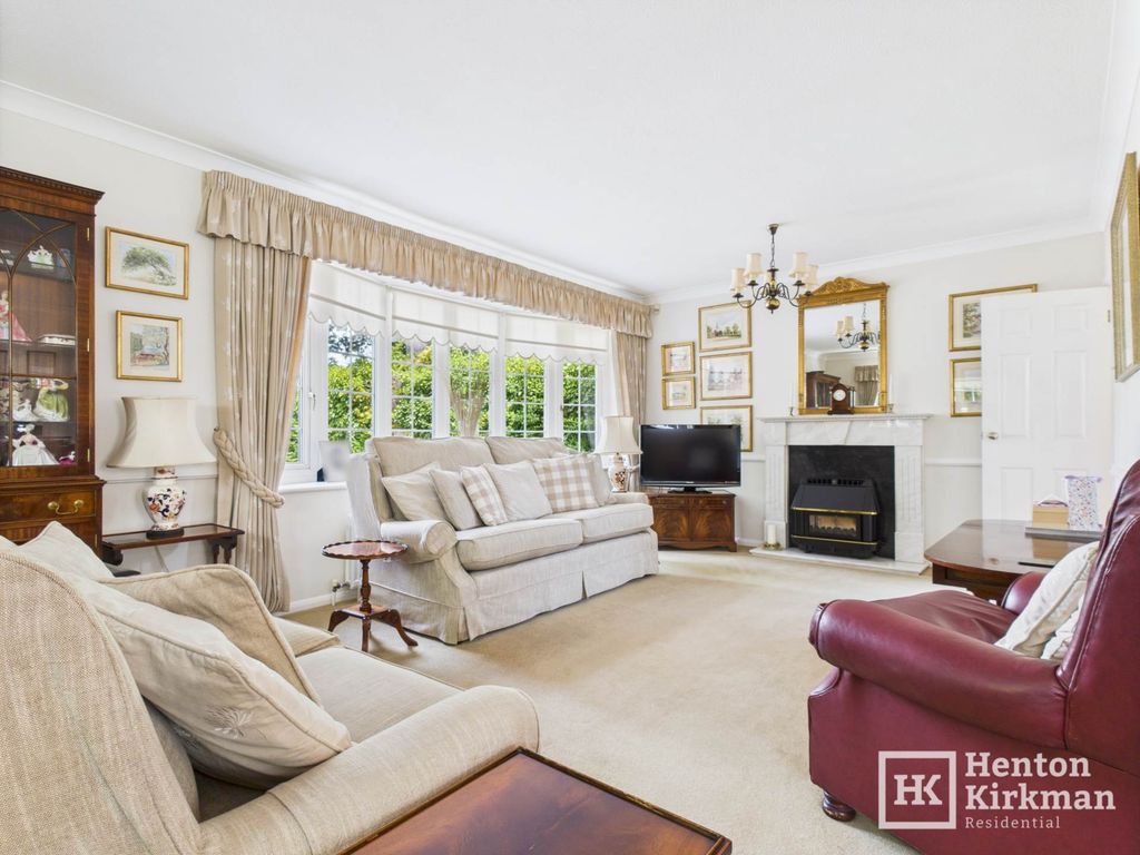 Property photo 3 of 25