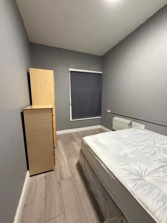 Property photo 1 of 3