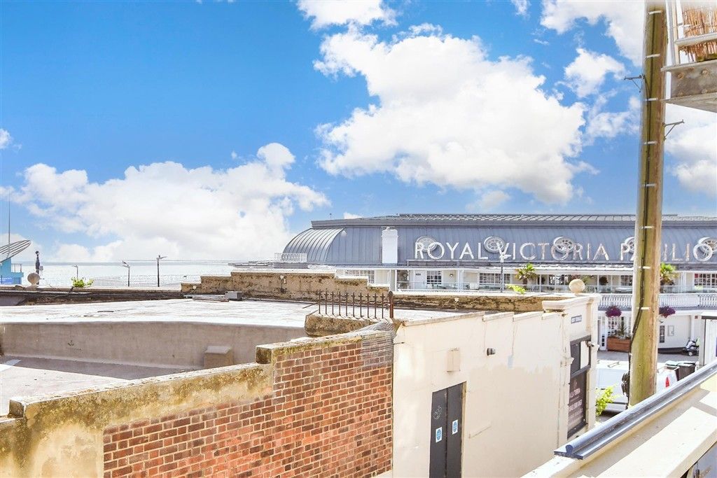 Property photo 1 of 8 Views To Front