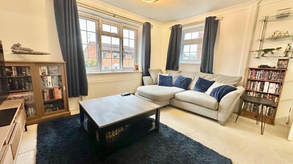 Property photo 3 of 22