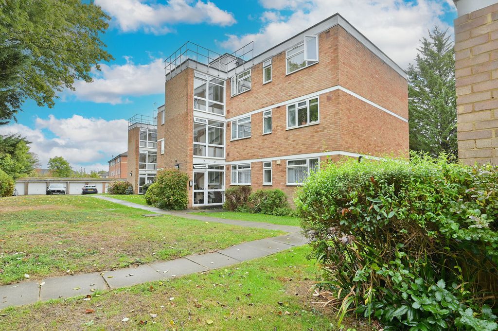 Property photo 1 of 11