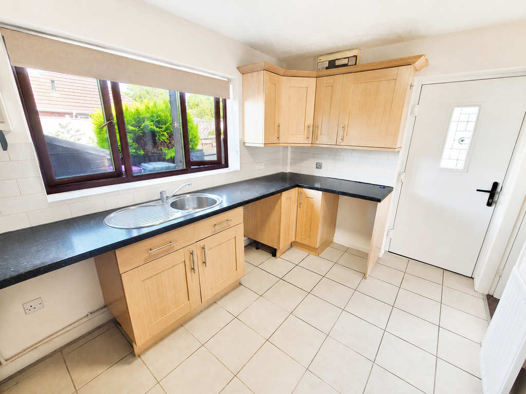 Property photo 3 of 13