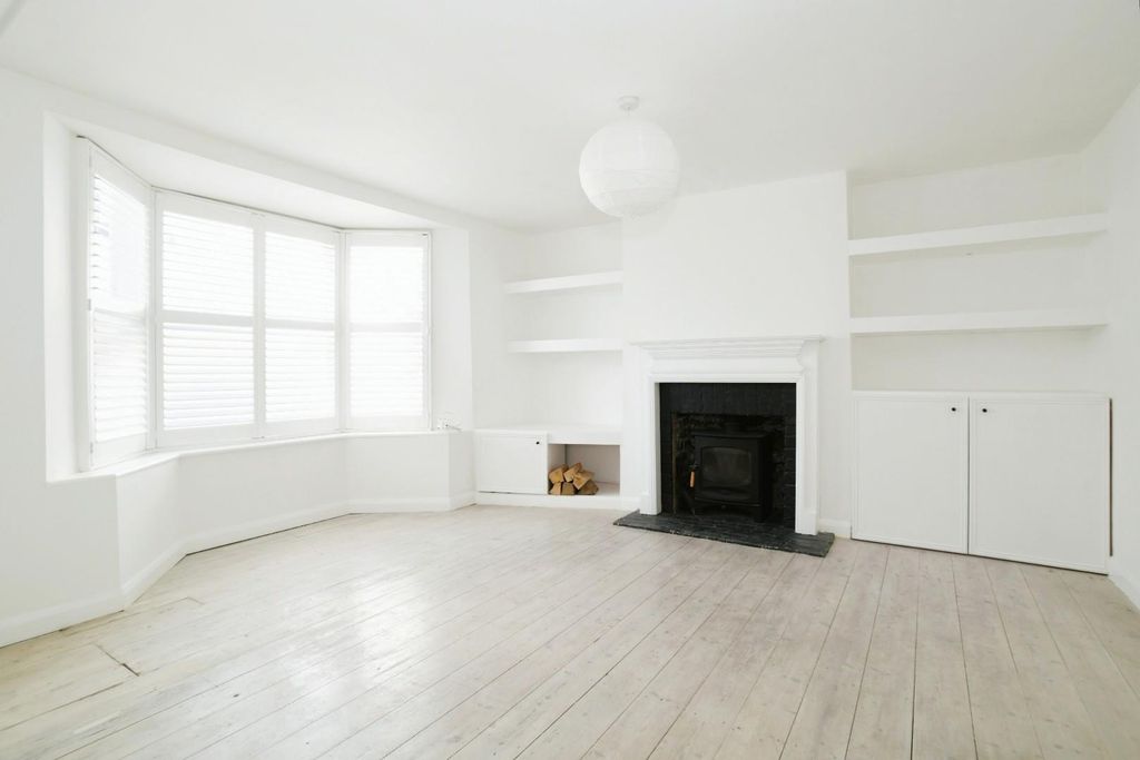 Property photo 3 of 11 2694c298-Jch_0837.Jpg