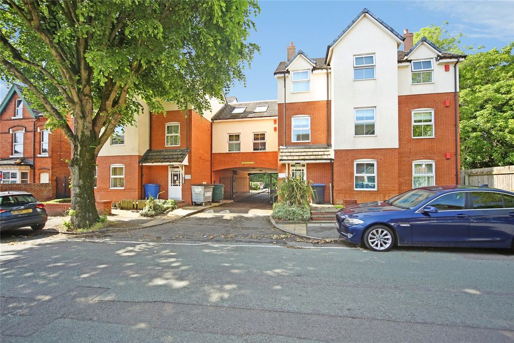 Property photo 1 of 15 Picture No. 13