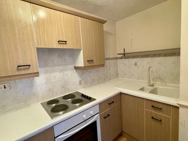 Property photo 3 of 5