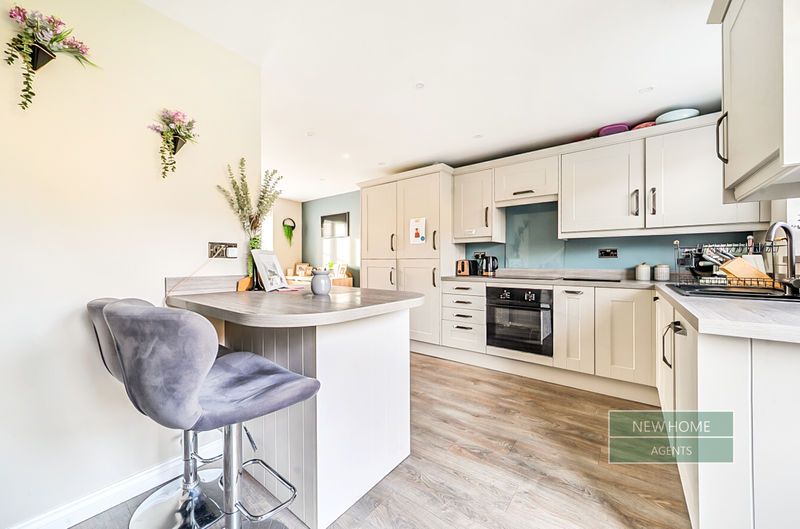 Property photo 2 of 20 Photo 11