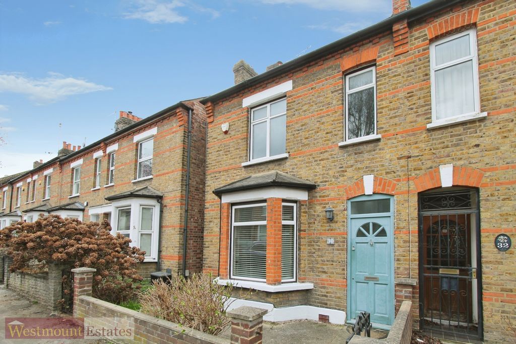 Property photo 1 of 9