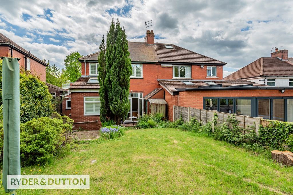 Property photo 2 of 28 Picture No. 29