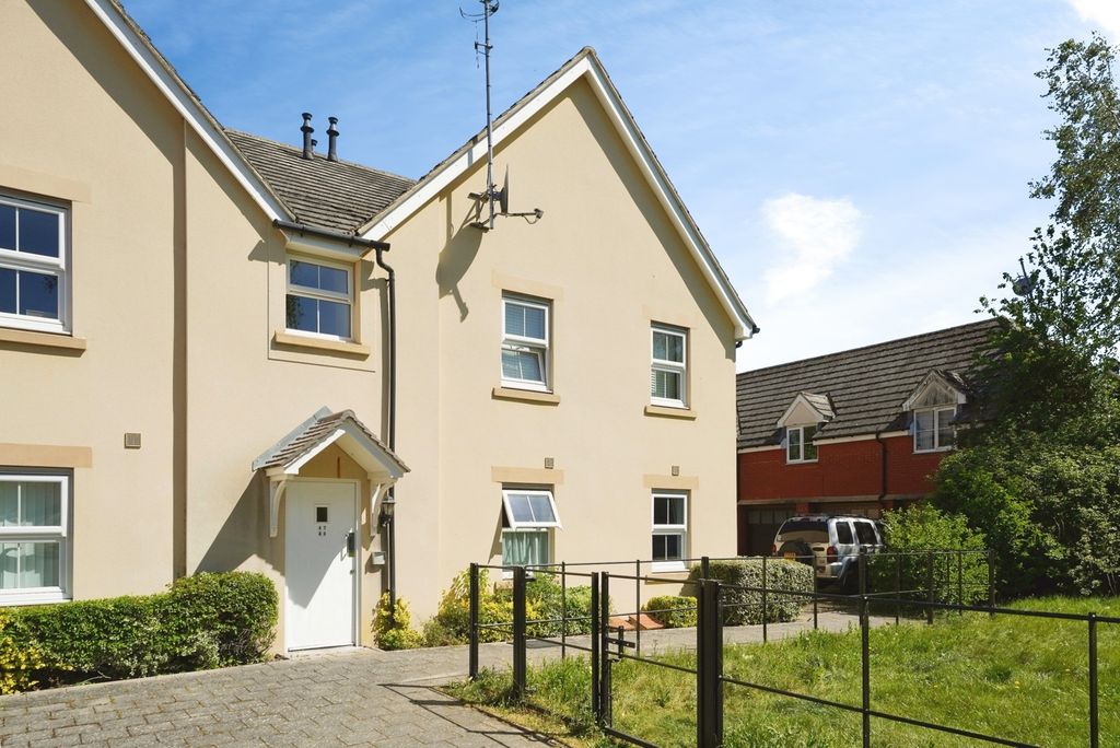 Property photo 1 of 9 Pbox-Img.Jpg