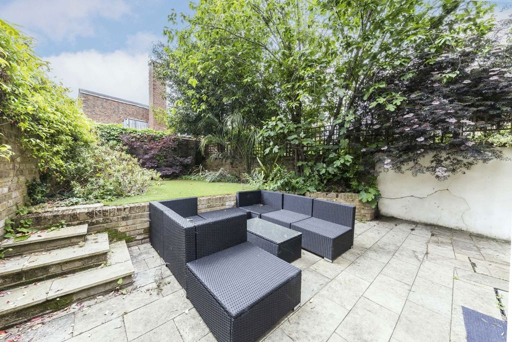 Property photo 3 of 9