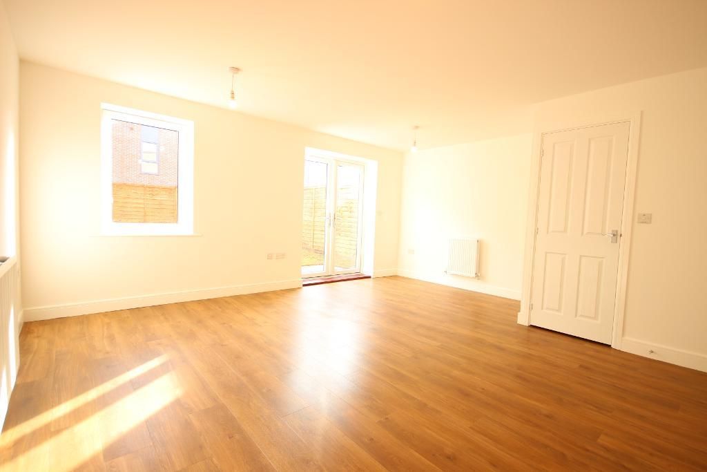 Property photo 2 of 10 Photo 2