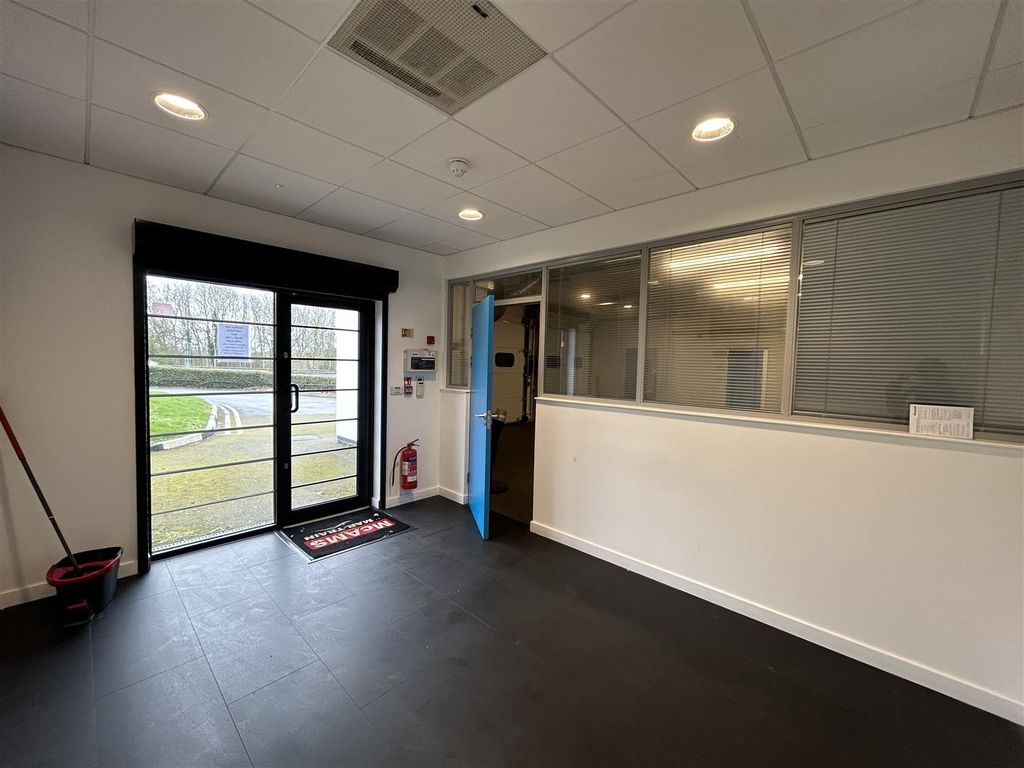 Property photo 2 of 9 Img_2856.Jpeg