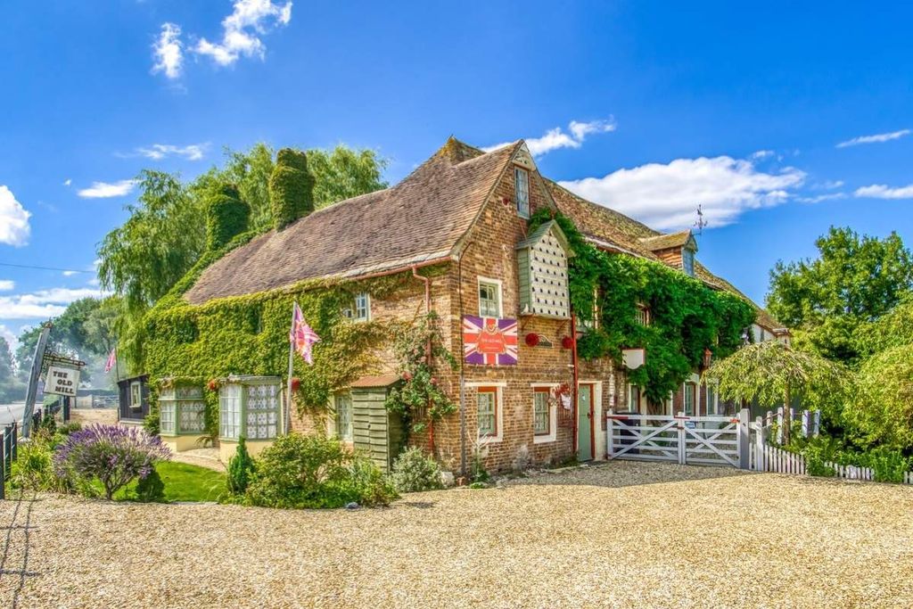 Property photo 1 of 4