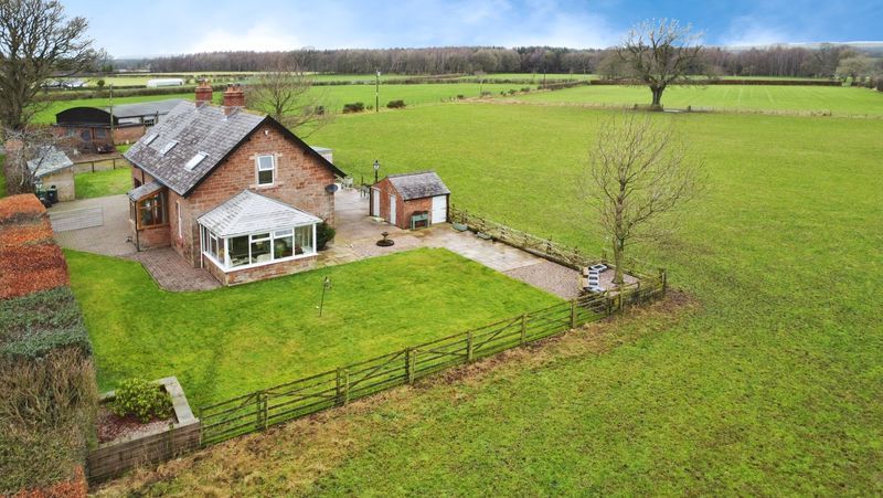 Property photo 1 of 20 Photo 16