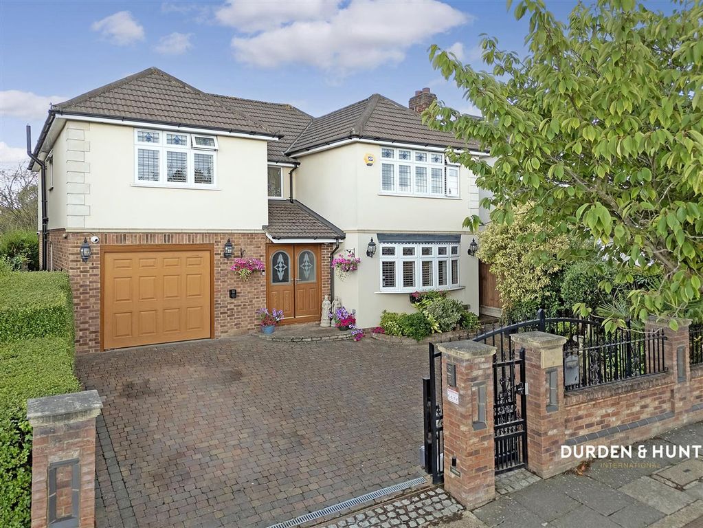 Property photo 1 of 23 Nelwyn Avenue