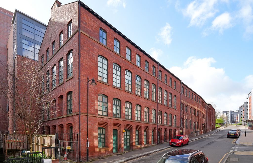 Property photo 2 of 16 External