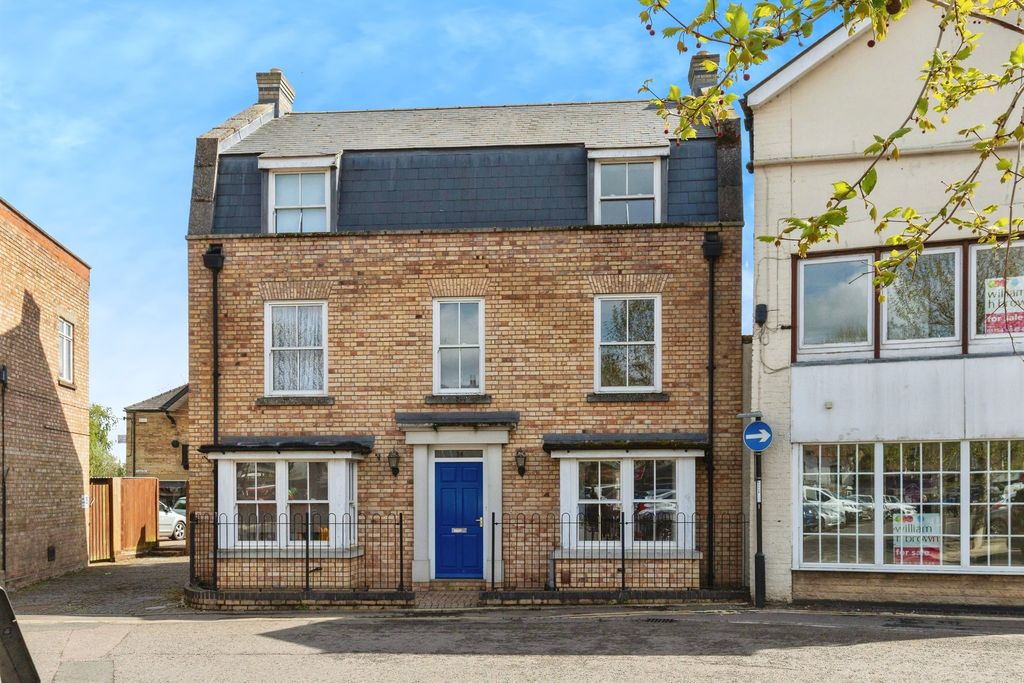 Property photo 1 of 13