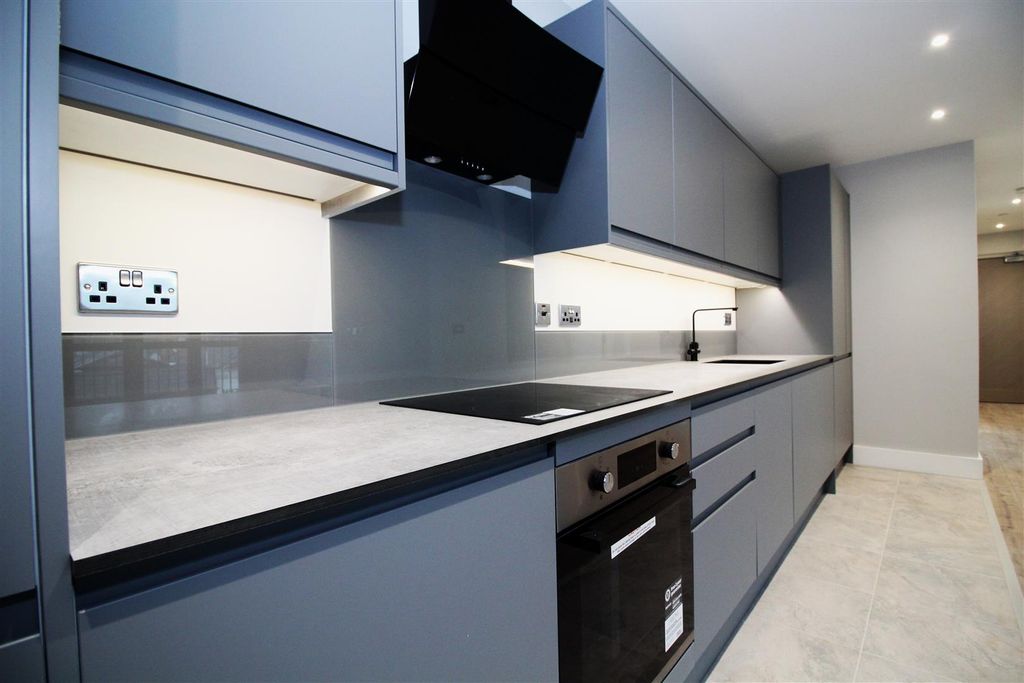 Property photo 2 of 13 Img_8548.Jpg