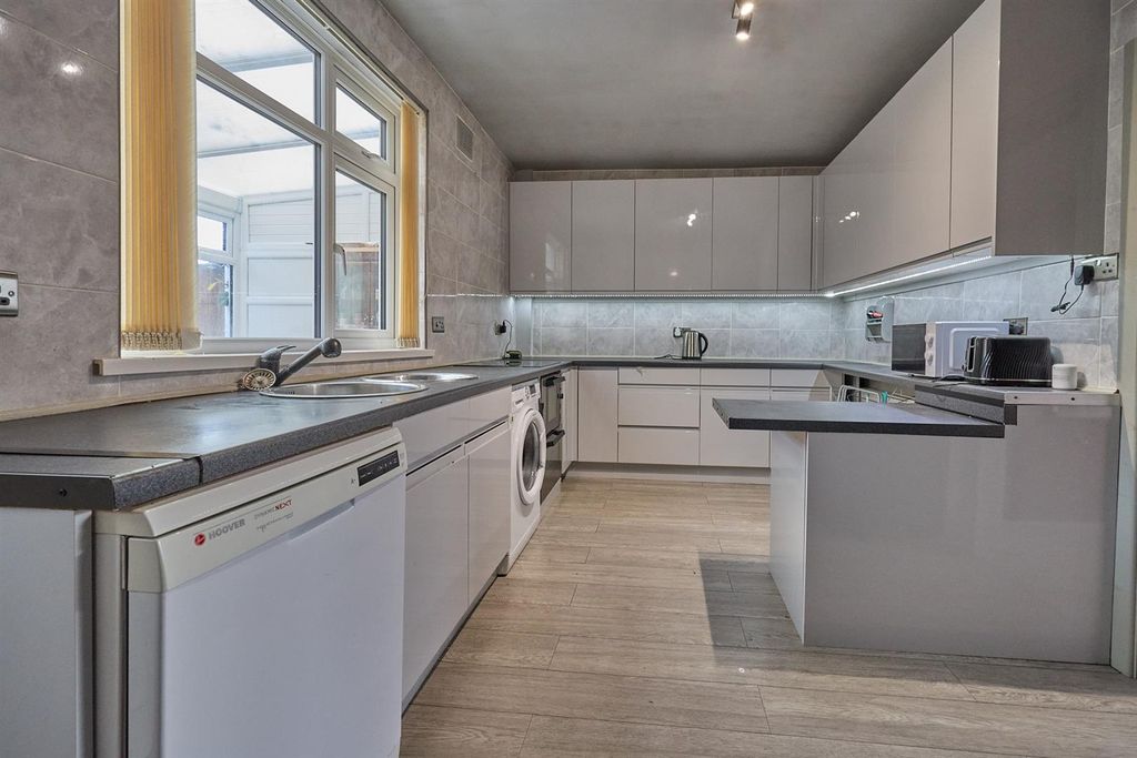 Property photo 2 of 11 Refitted Dining Kitchen To Rear