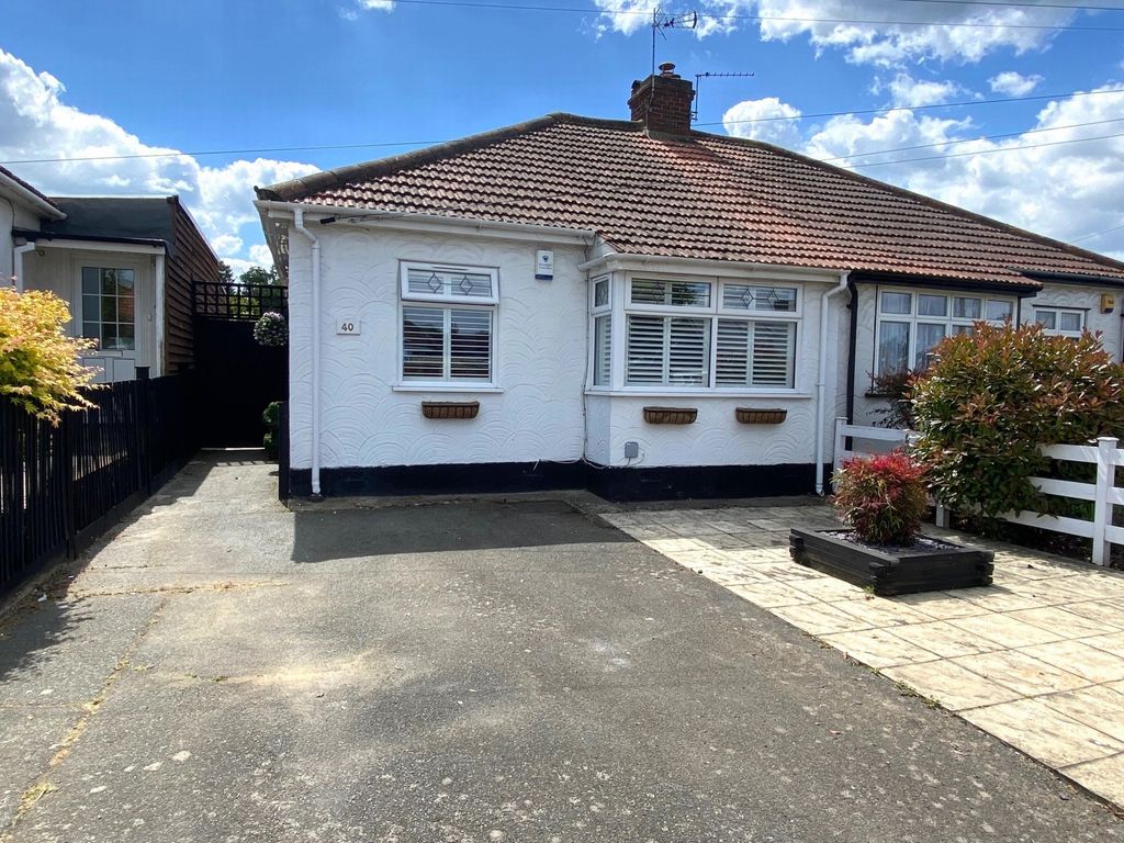 Property photo 1 of 16 Photo 12