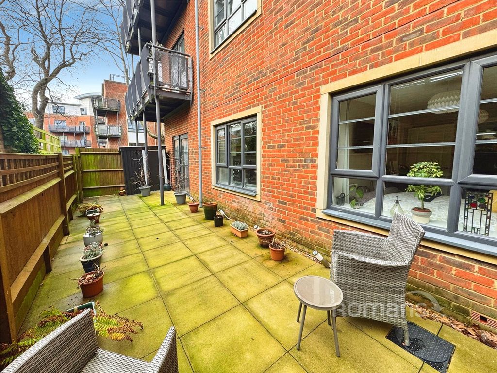 Property photo 1 of 12 Picture No. 03