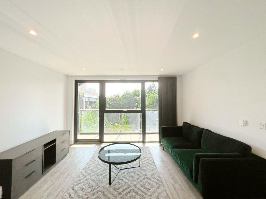 Property photo 2 of 12