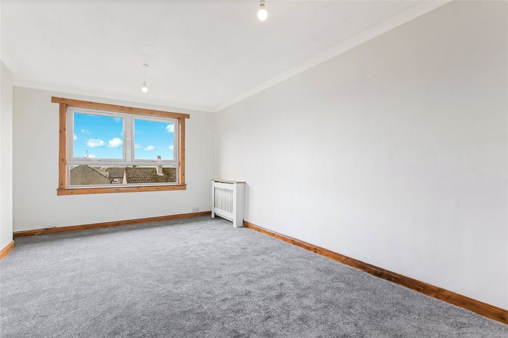 Property photo 3 of 20 Picture No. 11