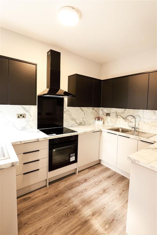 Property photo 3 of 10 De3Upt8Q5Uwzztqtzyfhta.Jpg