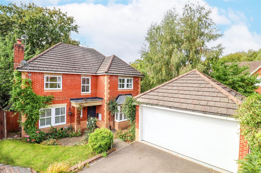 Property photo 1 of 27 Front