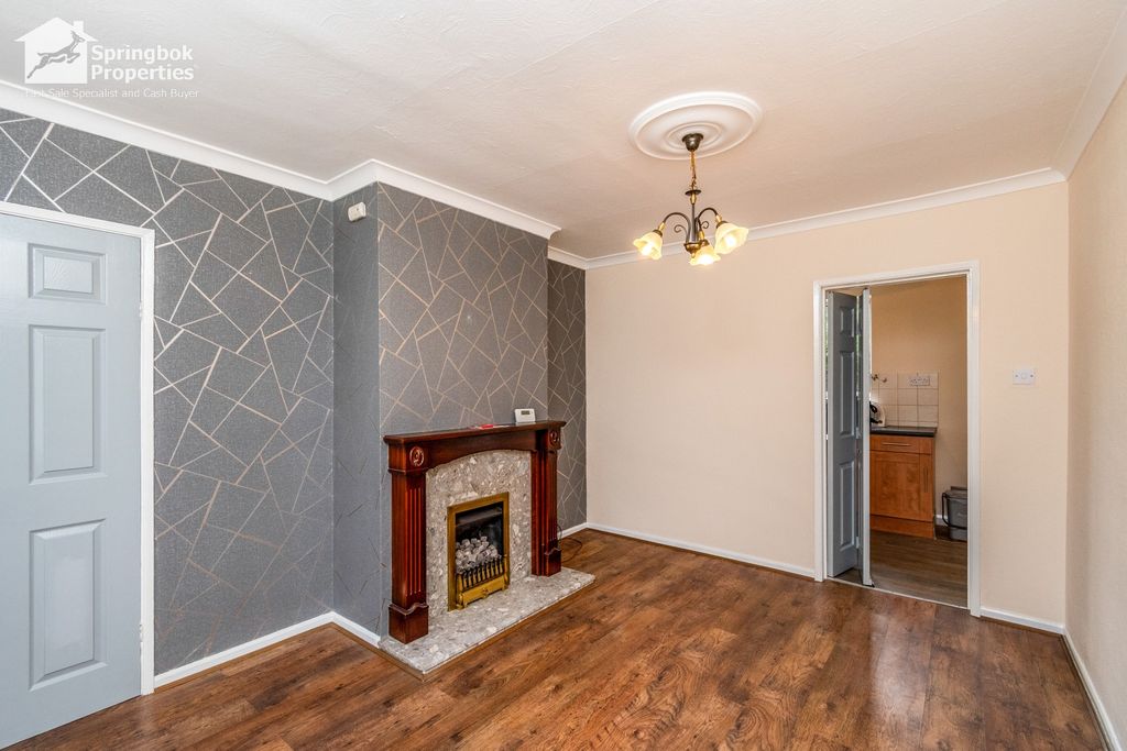 Property photo 3 of 13 Image 2