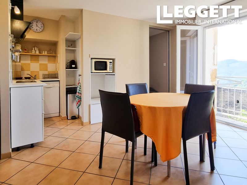 Property photo 2 of 10