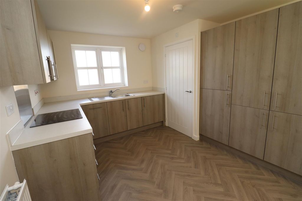 Property photo 3 of 12 Img_1301.Jpg