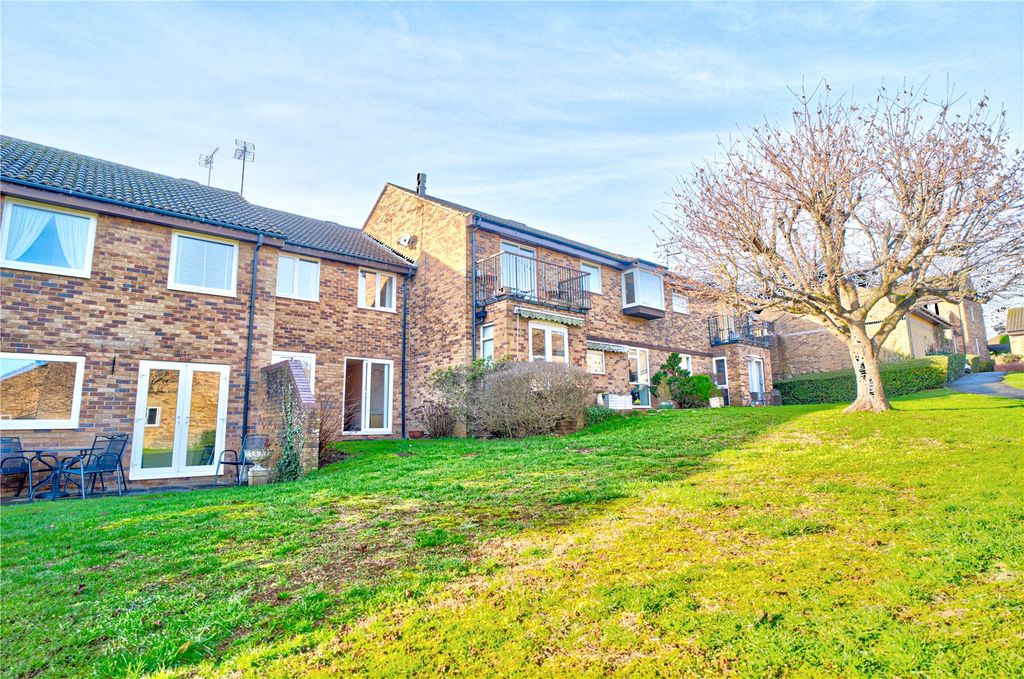 Property photo 1 of 9 Picture No. 01