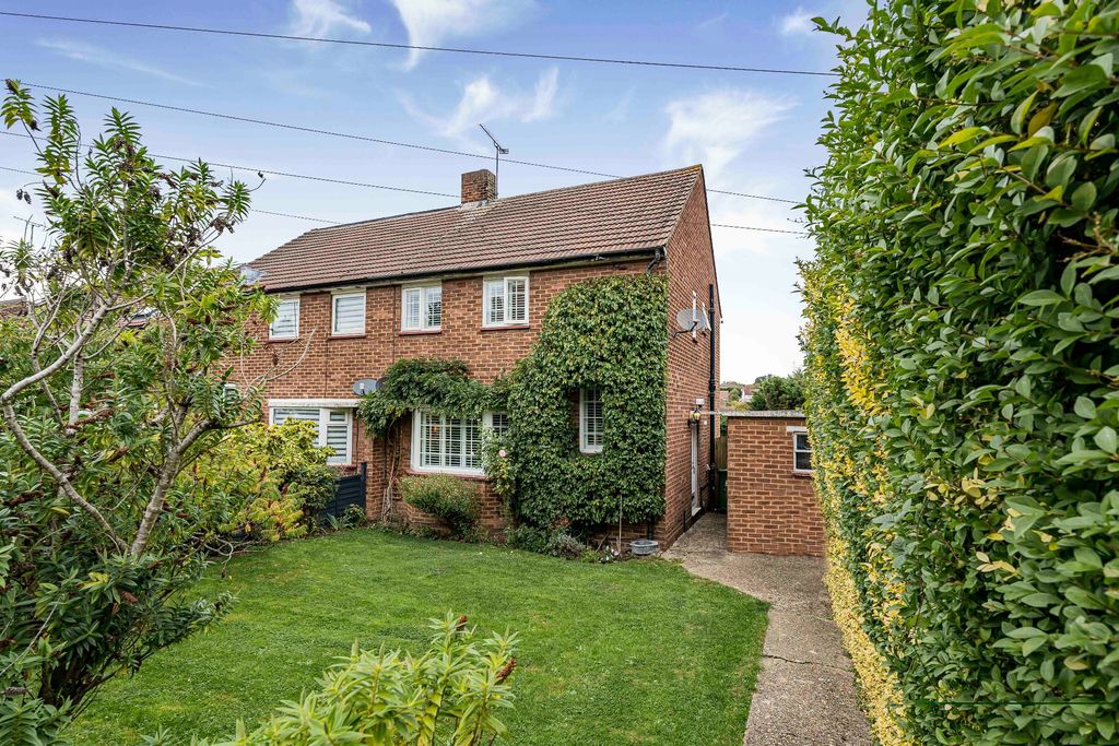 Property photo 1 of 15 Photograph 19