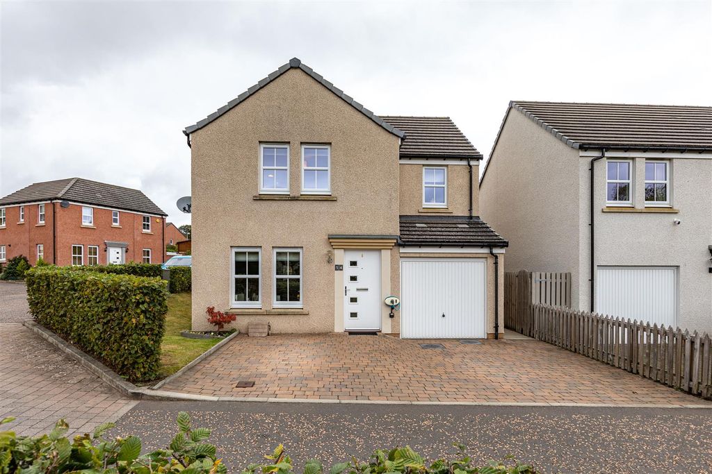 Property photo 1 of 29 54 Kingfisher Grove Galashiels 02.Jpg