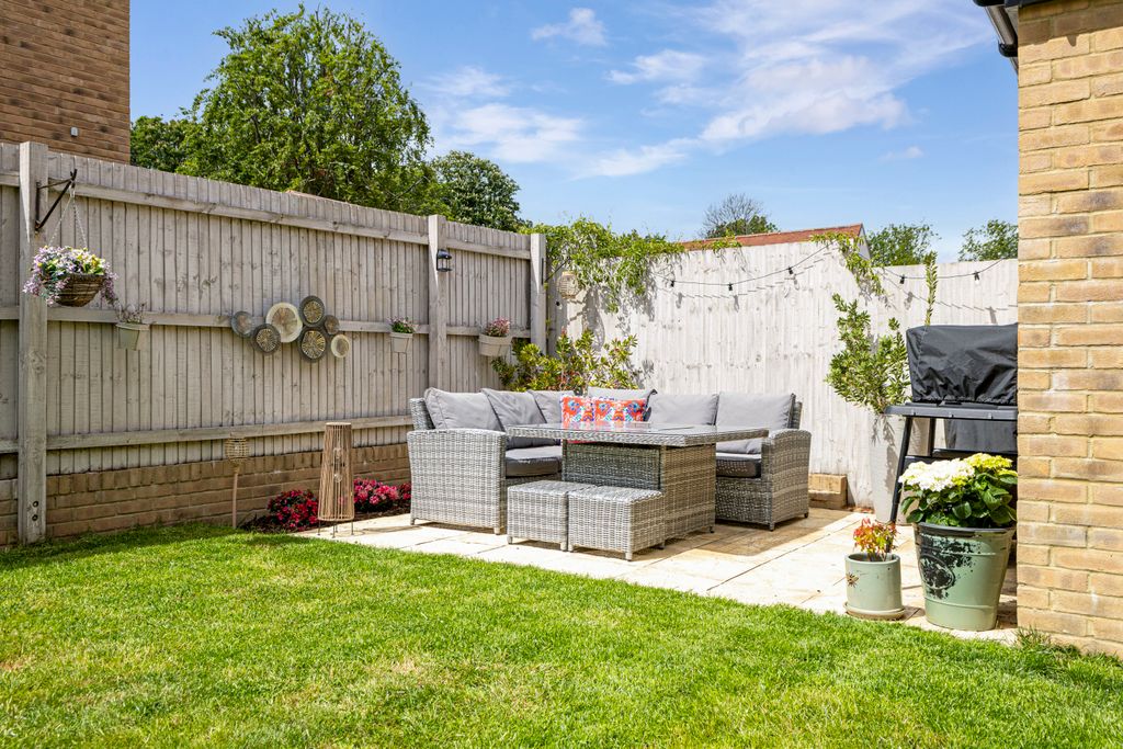 Additional image 7 of 3 bed detached house for salePhiland Lane, Coulsdon CR5