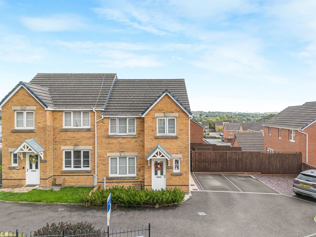 Property photo 1 of 34