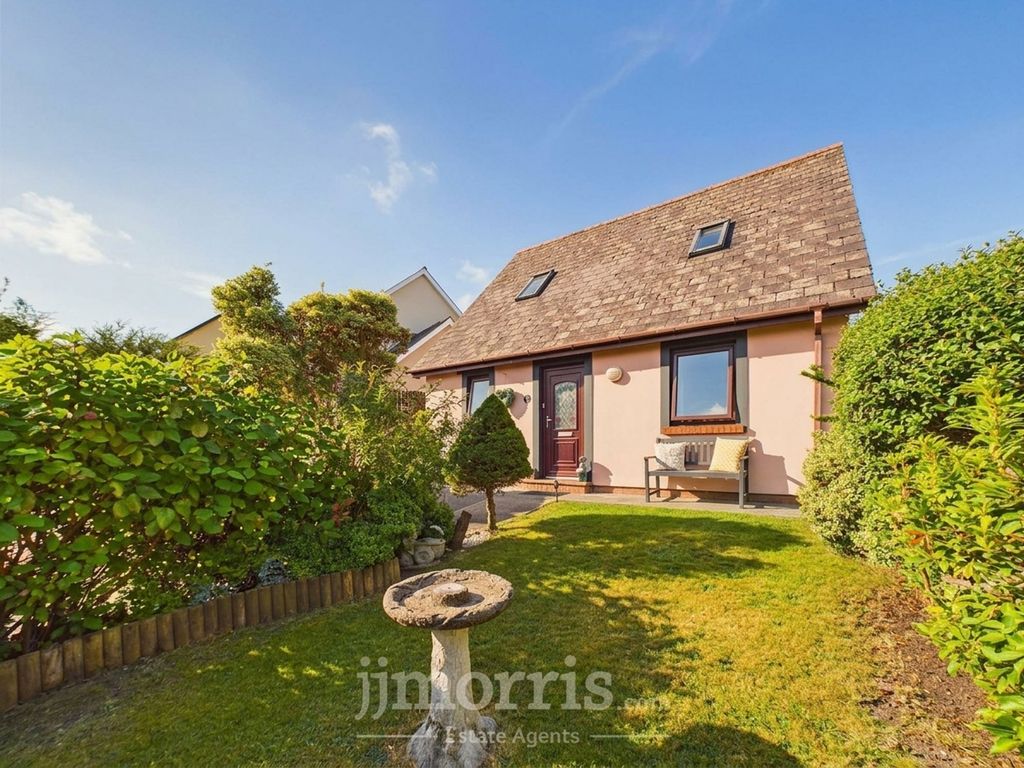 Property photo 1 of 30