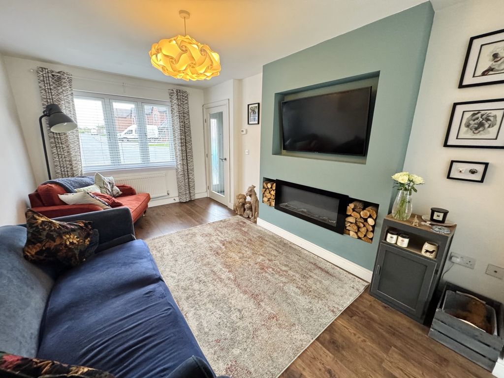 Property photo 3 of 19 Img_5633