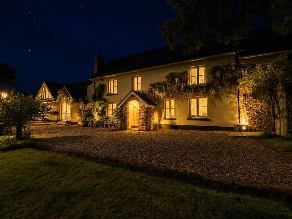 Property photo 3 of 45