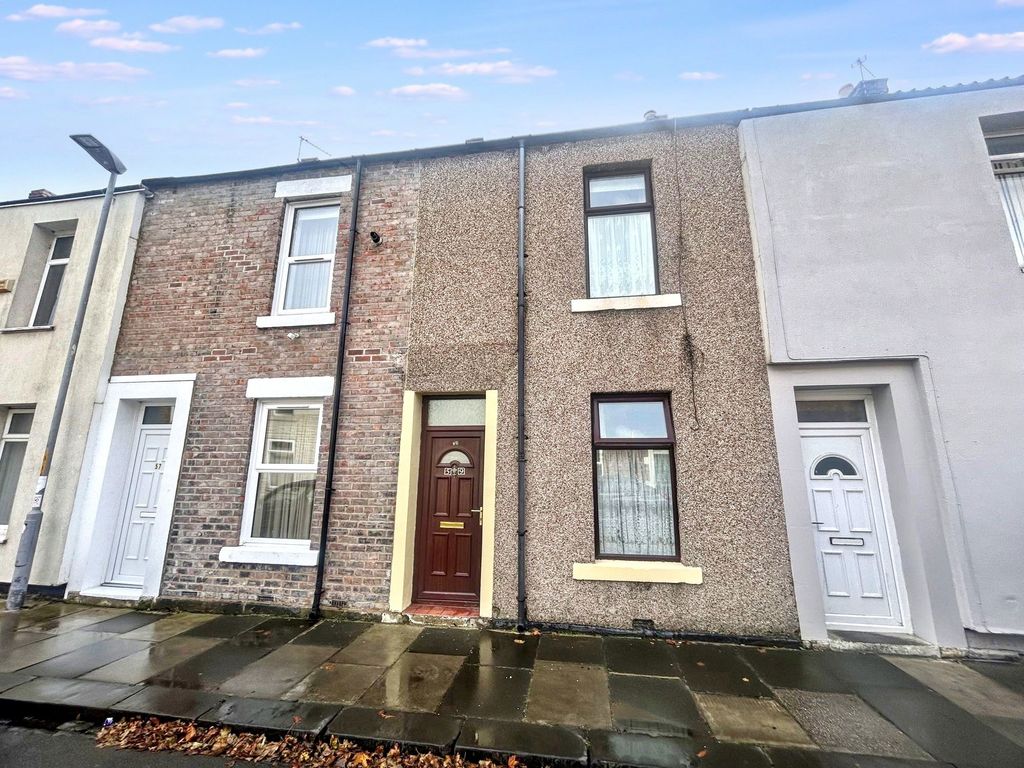 Property photo 1 of 8