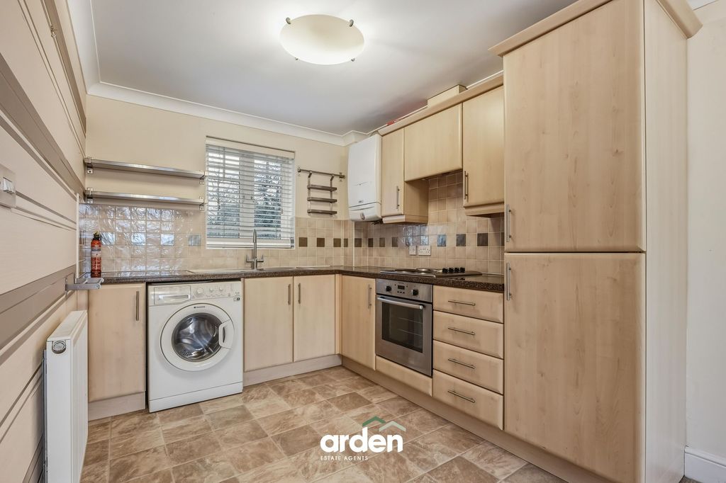 Property photo 3 of 7