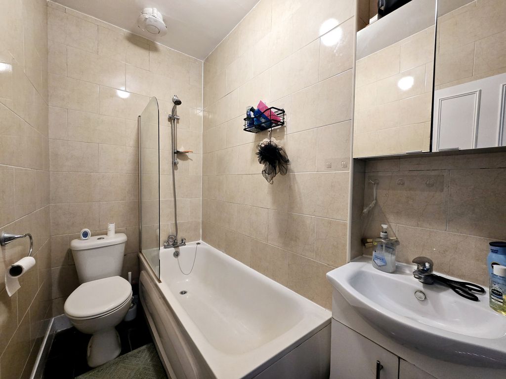 Property photo 3 of 4 Gallery