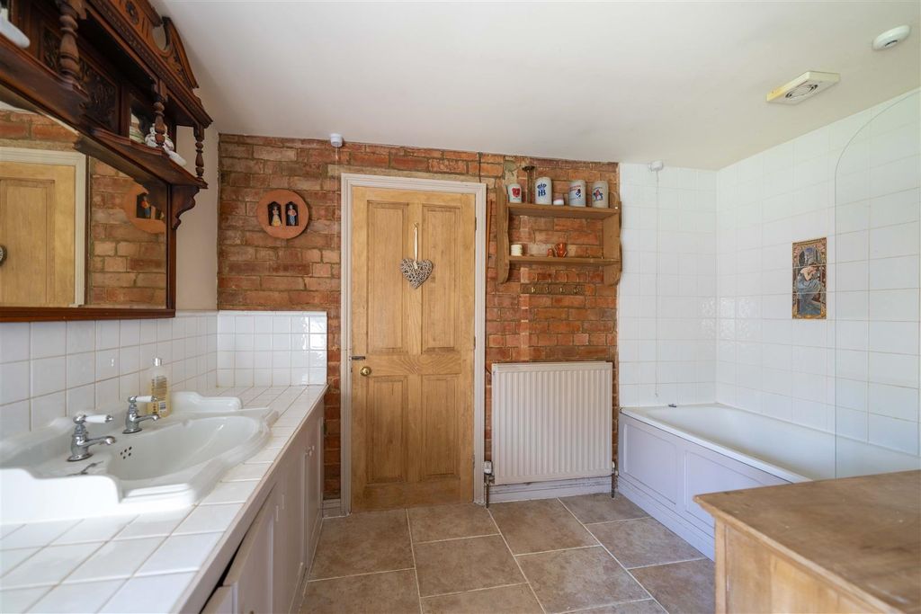 Additional image 24 of 4 bed barn conversion for saleBoughton Grange, Northampton NN2